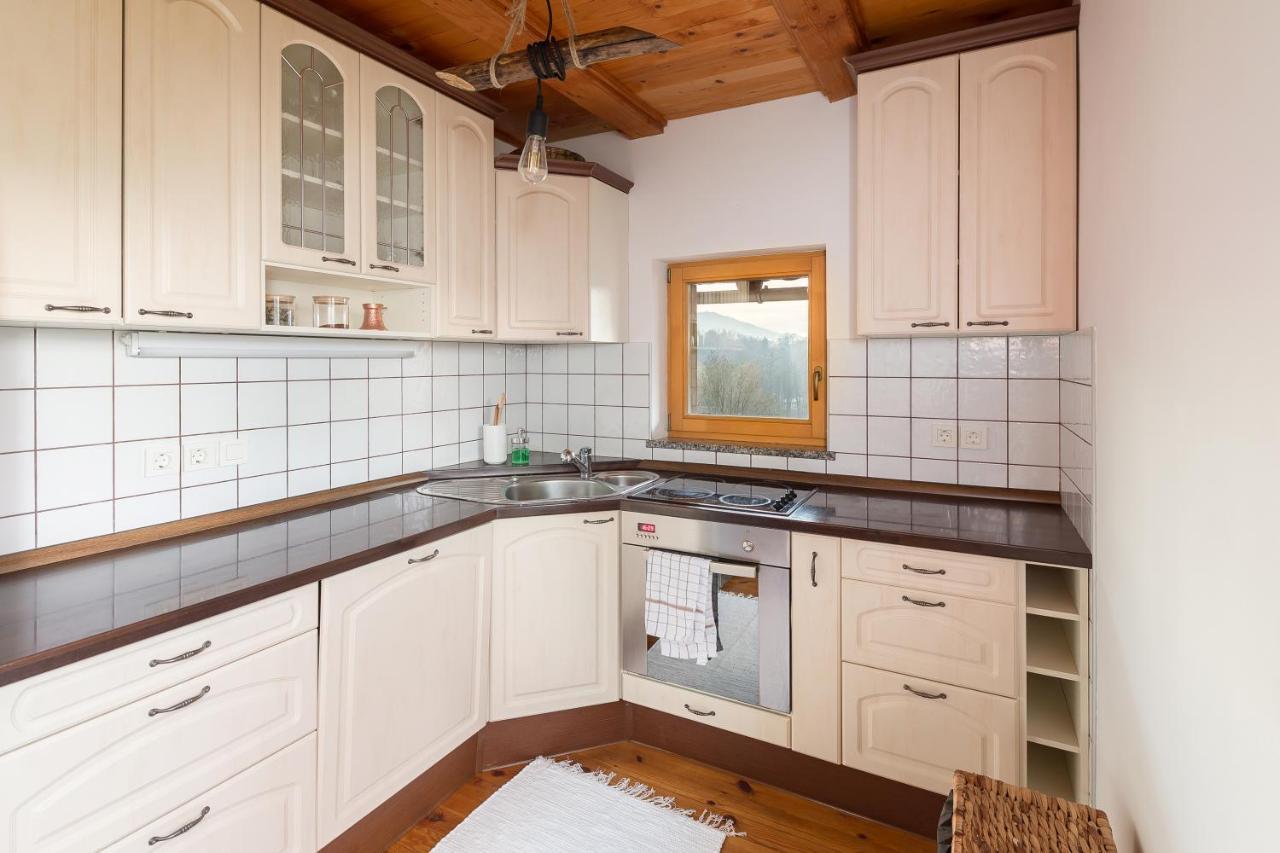 Svisla Apartamento Kranj Exterior foto