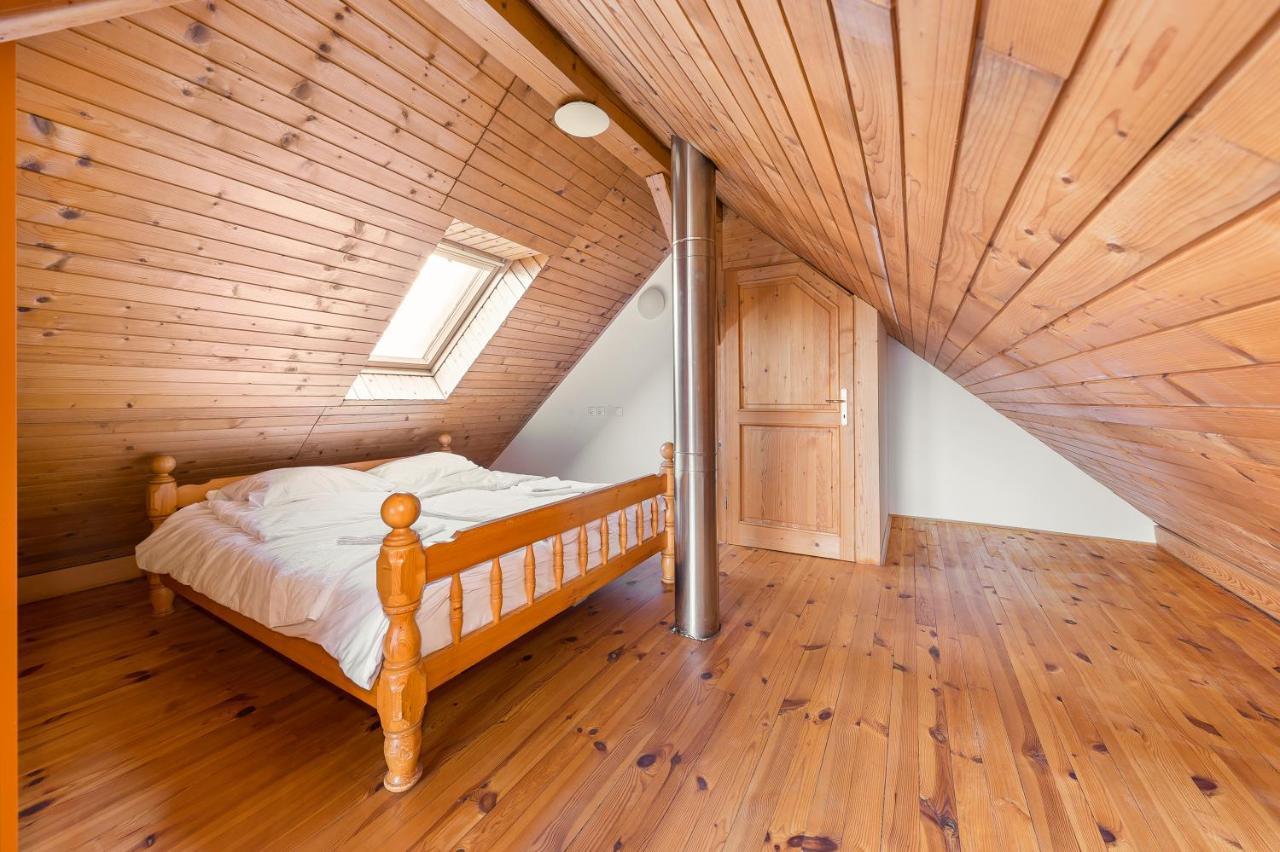 Svisla Apartamento Kranj Exterior foto